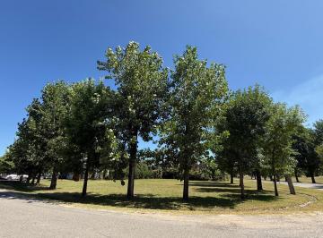 Terreno · 1300m² · Excelente Lote en Esquina en Venta en Campo Grande Club de Campo Pilar