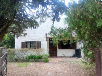 Quinta vacacional · 47m² · 4 Ambientes · Casa Quinta en Venta en Barrio Parque Sakura, Exaltación de La Cruz, G. B. a. Zona Norte