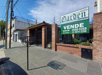 Casa de 4 ambientes, General San Martín · Casa 4 Ambientes Sobre Lote de 295 m² + Cochera + Quincho - Apto Credito