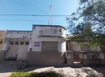 Casa de 4 ambientes, Córdoba · Villa Cabrera Casa a Refaccionar Zona Caraffa