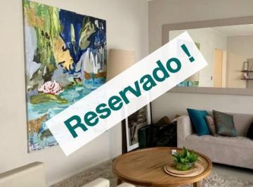 Departamento · 52m² · 2 Ambientes · Impecable Depto Reciclado en Venta en El Corazón de Recoleta!
