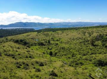 Terreno · 5021m² · Barrio de Chacras con Arroyo Propio Excelnte Entorno