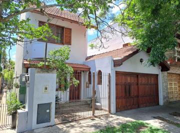 Casa de 3 ambientes, Quilmes · Venta Casa 3 Amb. con Amplio Parque y Terreno - Quilmes Oeste