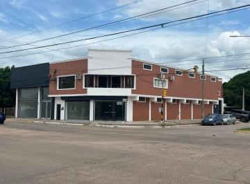 Local comercial · 930m² · 6 Ambientes · 1 Cochera · Gran Local Comercial en Alquiler