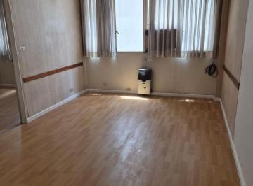 Oficina comercial · 33m² · 2 Ambientes · Oficina Luminosa - en Venta - Tribunales