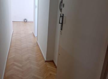 Departamento de 2 ambientes, Balvanera · Departamento 1 Ambiente y Medio en Excelente Ubicación - Caba