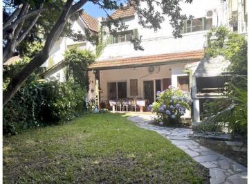 Casa · 256m² · 7 Ambientes · 1 Cochera · Venta Casa en Vicente López