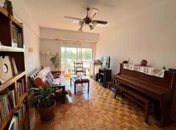 Departamento · 66m² · 4 Ambientes · Luminoso Depto de 4 Ambientes en Paternal