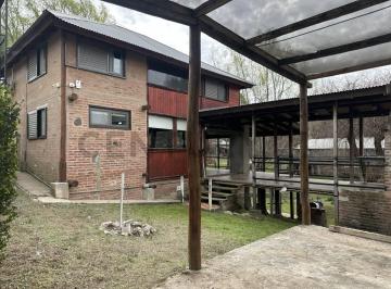 Casa · 287m² · 2 Dormitorios · 2 Cocheras · Oportunidad Casa de 287 m² C/ Pintoresco Jardin en Los Reartes