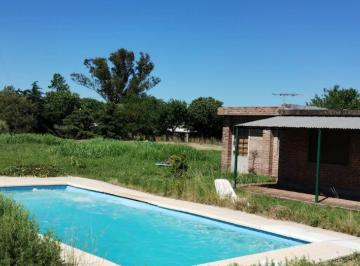 Casa de 2 ambientes, Luis Palacios · Casa Quinta en Luis Palacios.