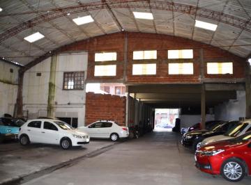 Garage · 574m² · 28 Cocheras · Gareje - Cochera Habilitada de 574 m² Cubiertos Sobre Av Libertad Al 5100