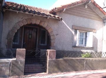 Casa · 100m² · 4 Ambientes · PH en Venta - 3 Dorm. 1 Baño - 140 m² - Mar del Plata