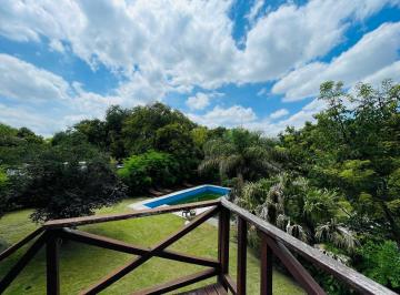 Casa · 1600m² · 5 Ambientes · 4 Cocheras · ¡Venta! Imponente Casa en Las Delicias ¡Con Escritura!