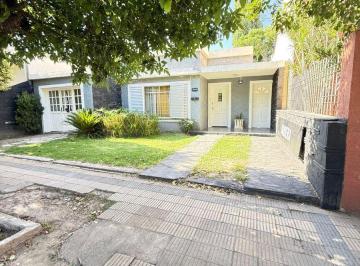 Casa de 3 ambientes, Córdoba · Casa Barrio Jardín con Lote de 564 m². Ideal Desarrollo.