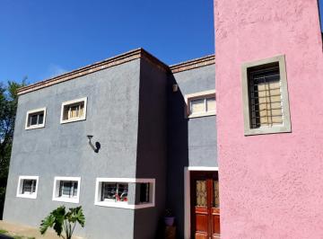 Casa · 3 Dormitorios · 1 Cochera · Casa en La Falda