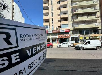 Departamento de 4 ambientes, Córdoba · Departamento de 58 m² con 2 Dorm. y Balcón Doble en Venta en Alberdi