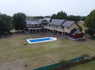 Casa de 6 ambientes, San Vicente · Venta de Casa en Barrio Privado Fincas Spoting Club San Vicente