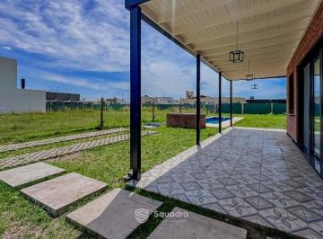 Galería · Venta - Casa de 2 Dorm. y Pileta. Don Mateo, Etapa 3, Funes.
