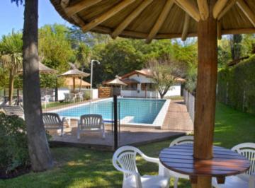Quinta vacacional · 460m² · 8 Ambientes · Espectacular Complejo de Cabañas en Venta en Villa General Belgrano.