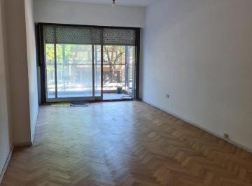 Departamento · 81m² · 4 Ambientes · 1 Cochera · Departamento de 4 Amb C/cochera