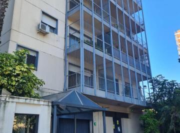 Departamento · 81m² · 4 Ambientes · 1 Cochera · Departamento de 4 Amb C/cochera