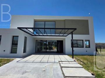 fachada · Casa a Estrenar La Alameda Canning