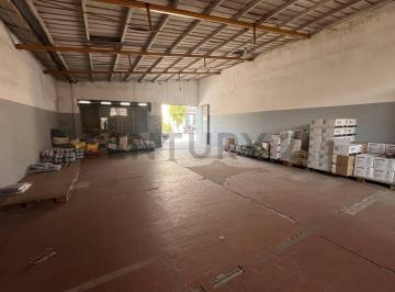 Bodega-Galpón · 155m² · Galpon en Alquiler en La Plata