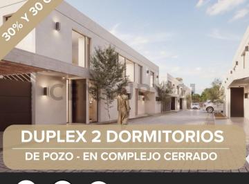 Casa · 87m² · 4 Ambientes · 1 Cochera · Venta Duplex Gonnet La Plata