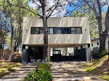 Casa de 4 ambientes, Costa del Este · Casa en Venta en Costa del Este