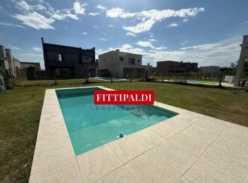 Casa · 181m² · 4 Ambientes · 2 Cocheras · Casa en Venta en Vila Marina II, Villanueva, Tigre