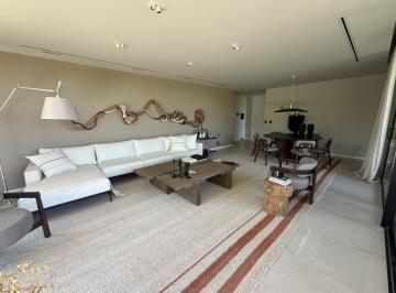 Departamento · 170m² · 5 Ambientes · 2 Cocheras · Vendo Exclusivos Departamentos - Villa Warcalde - 2 y 3 Dorm.