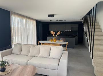 Casa de 4 ambientes, Córdoba · Casa en Venta 2 o 3 Dorm. / Zona Chacra del Norte