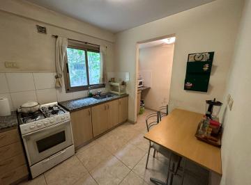 Departamento · 60m² · 3 Ambientes · Departamento en Alquiler con Muebles. 64 E/ 7 y 8