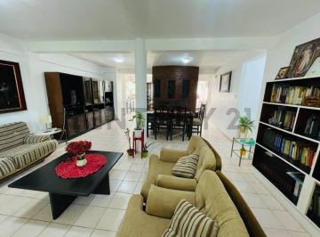 Departamento · 100m² · 4 Ambientes · 1 Cochera · Departamento en Venta