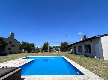 Casa · 44m² · 1 Ambiente · Apto Credito Terreno con Casa y Pileta Roldan Verano 1000 m² de Terreno Oportunidad