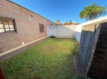 Casa · 120m² · 5 Ambientes · 1 Cochera · Venta Casa Palmas de Claret 2 Dorm.