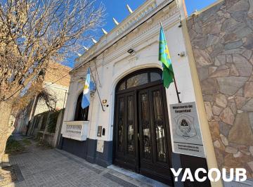 Edificio · 130m² · 8 Ambientes · Edificio Comercial en Venta - 4 Ambientes 3 Baños - La Plata