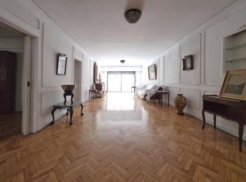Departamento · 189m² · 6 Ambientes · 1 Cochera · Departamento - Retiro