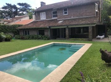 Casa · 275m² · 6 Ambientes · 2 Cocheras · Casa en Alquiler Temporario, 3 Dorm. en Boulogne Sur Mer, con Balcón
