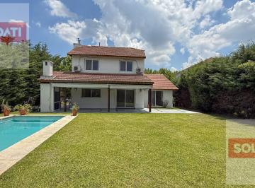 Casa · 188m² · 5 Ambientes · Casa en Venta en La Alameda Nordelta