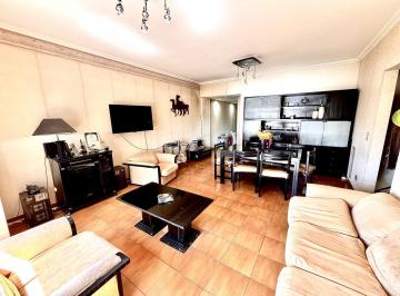 Departamento · 74m² · 3 Ambientes · 1 Cochera · Departamento de 3 Ambientes
