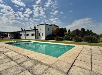 Casa de 3 dormitorios en Piñero en venta · La Carolina Golf Country Club - Casa de 3 Dorm. en Piñero en Venta