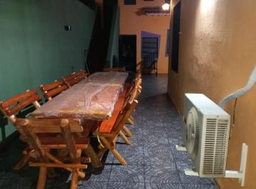 Casa · 200m² · 5 Ambientes · Casa en Venta - 3 Dorm. 2 Baños - 600 m² - Bella Vista, San Miguel