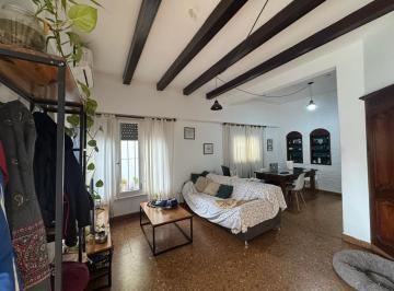 1 · Venta Casa de 4 Ambientes en Villa Martelli