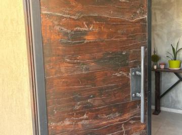 Casa de 7 ambientes, Maipú · Casa en Venta B° Privado Milcayac
