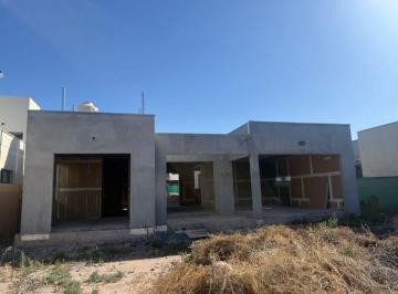 Casa de 4 ambientes, Maipú · Casa en B° Lar de Vieytes 2