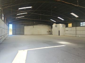 Bodega-Galpón · 600m² · 3 Ambientes · 5 Cocheras · Galpon en Alquiler Villa Gran Parque