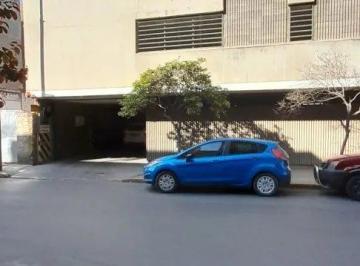 Garage · 12m² · Cochera en Venta en Centro