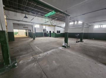 Bodega-Galpón · 564m² · 8 Ambientes · Inmueble con Talleres y Oficinas