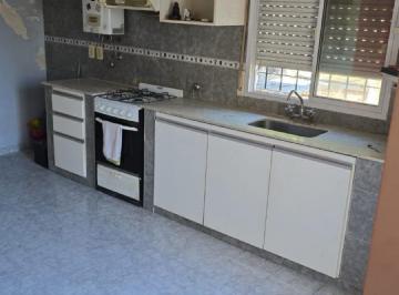Casa · 10m² · 6 Ambientes · 1 Cochera · Casa Dos Dorm. en Planta Baja con Cochera y Casa en Planta Alta Dos Dorm.